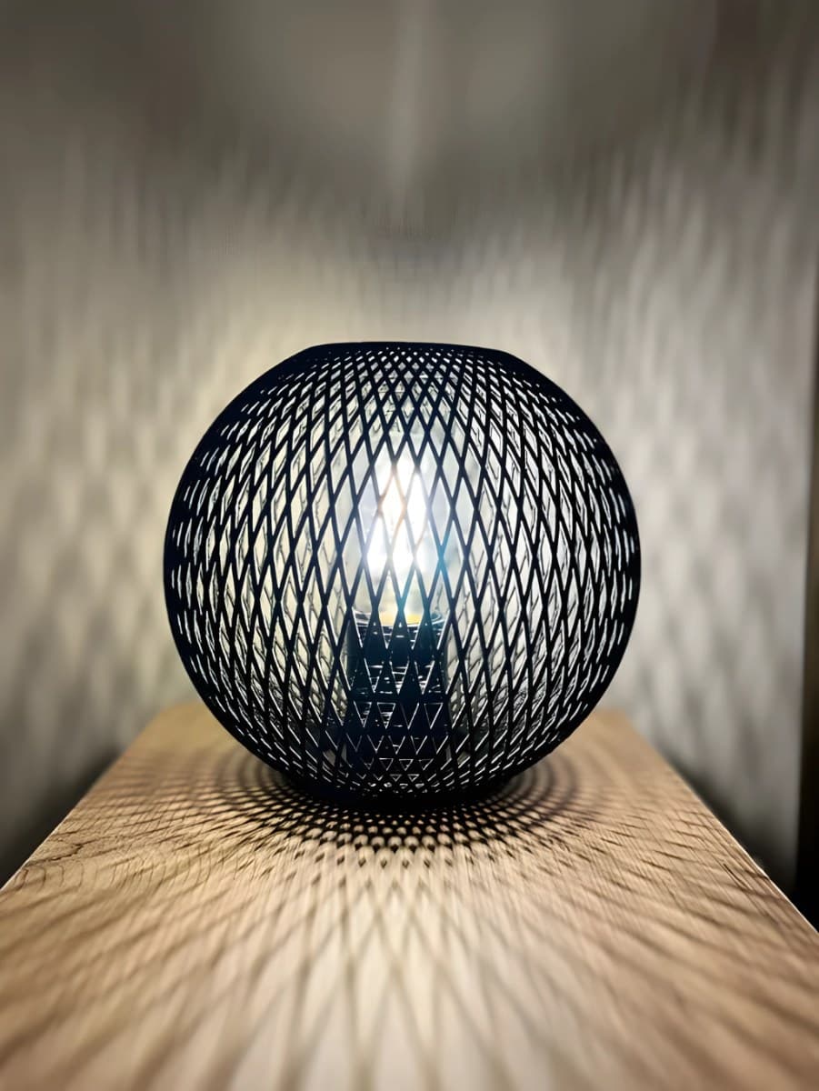 Izgara Küre Masa Lambası – 3D Baskı – 3D baskı PLA